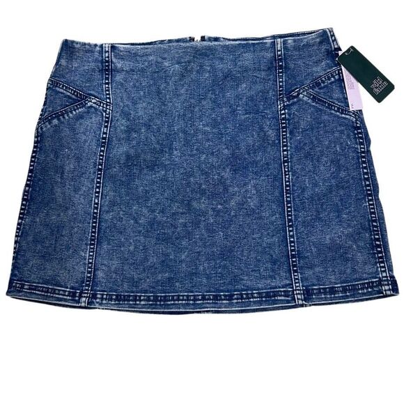 NWT Wild Fable Mini Denim Skirt Women's Size 16 Acid Washed Blue Stretch - Picture 3 of 8